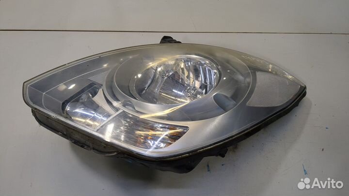 Фара (передняя) Hyundai H-1 Starex, 2010