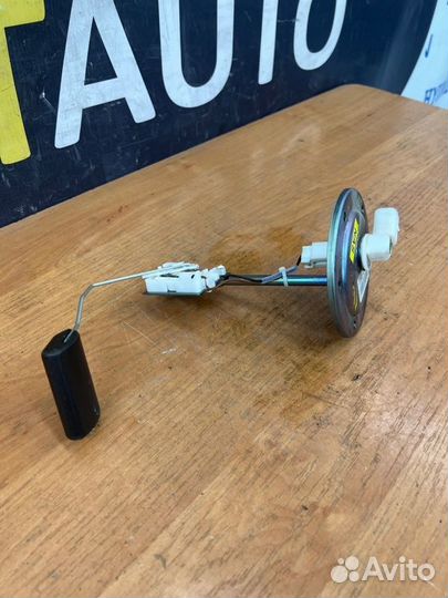 Датчик уровня топлива Kia Quoris 1 G8BE 2012-2019