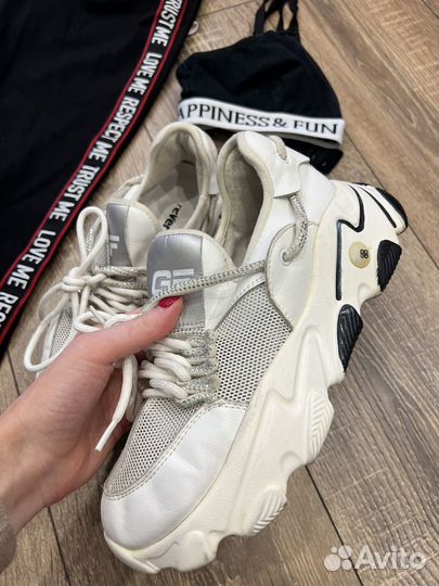 Вещи на девушку