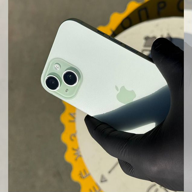 iPhone 15, 256 ГБ, SIM + eSIM