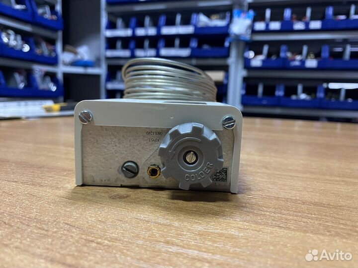 Реле температуры Danfoss KP-61