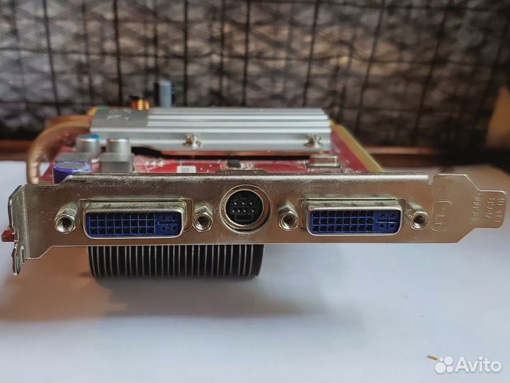Видеокарта MSI Radeon HD 2600XT 512Mb