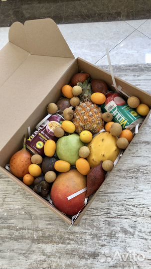 Фруктовая корзина в подарок