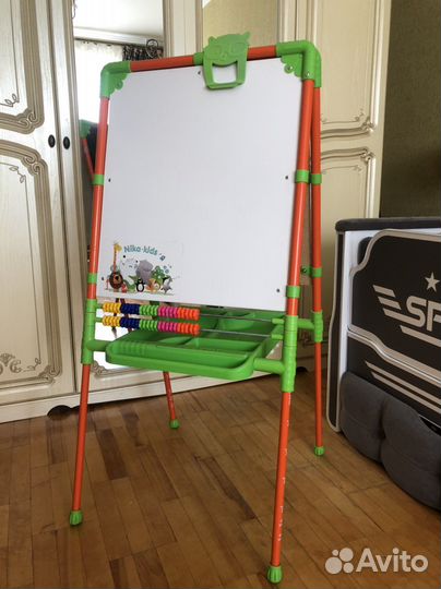 Доска для рисования (мольберт)