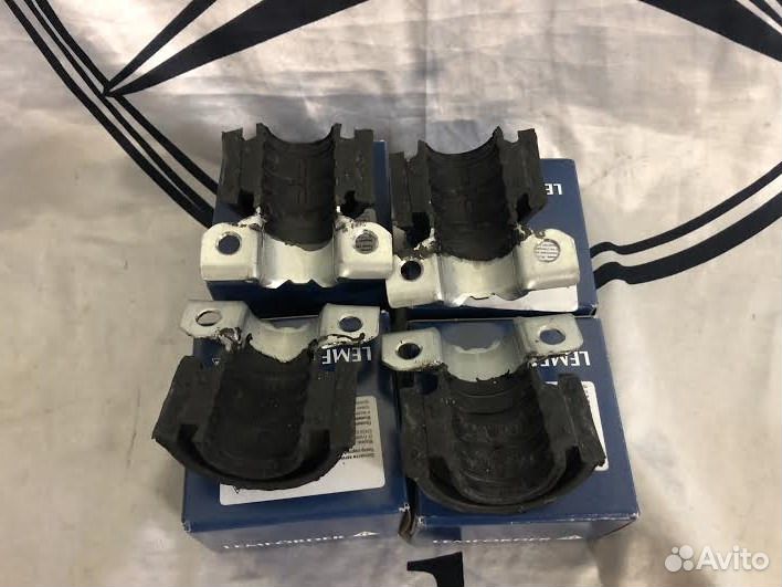 Втулка стабилизатора новая Mercedes ML GL 164