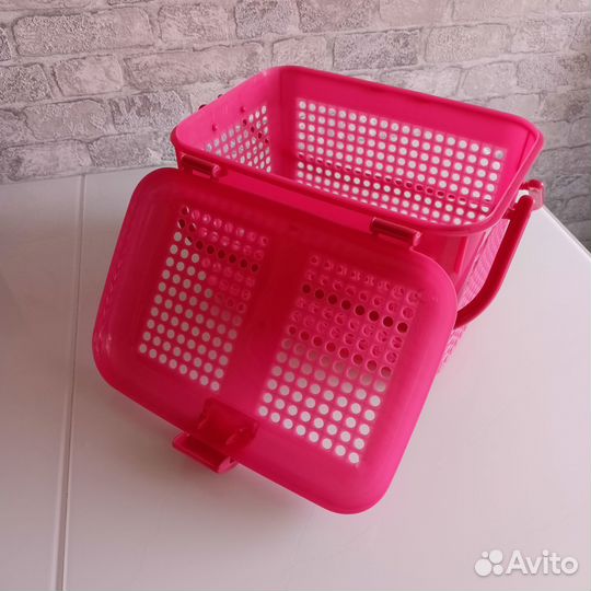 Корзина пластиковая с крышкой и ручками. Розовая