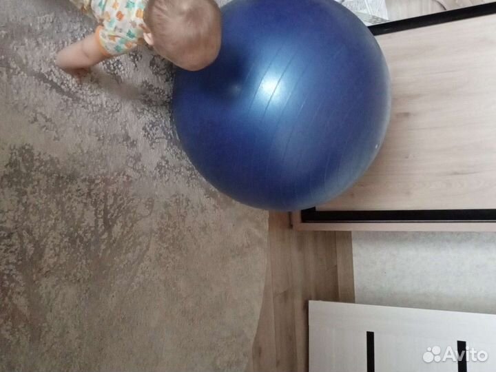 Гимнастический мяч 65