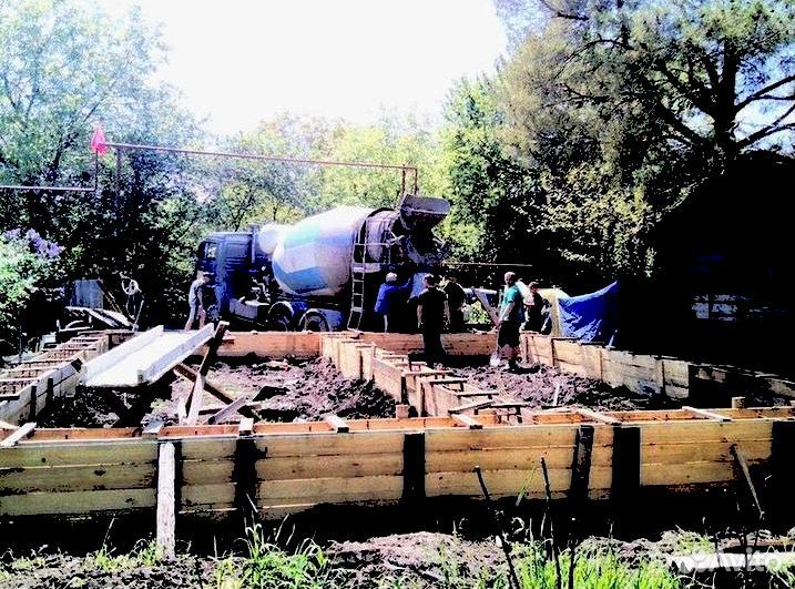 Бетон с завода автобетононасос м300 м250 м200