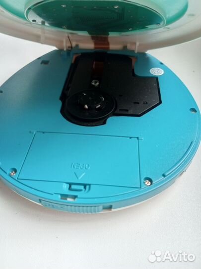 Портативный dvd плеер