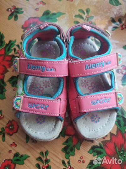 Босоножки для девочки 24 размер