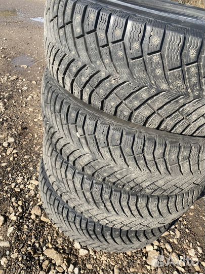 Michelin X-Ice North 4 SUV 225/65 R17 106T