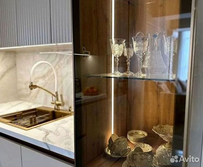 Кухни на заказ встроенные