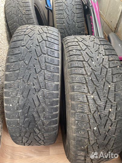 Nordman 7 215/65 R16 102
