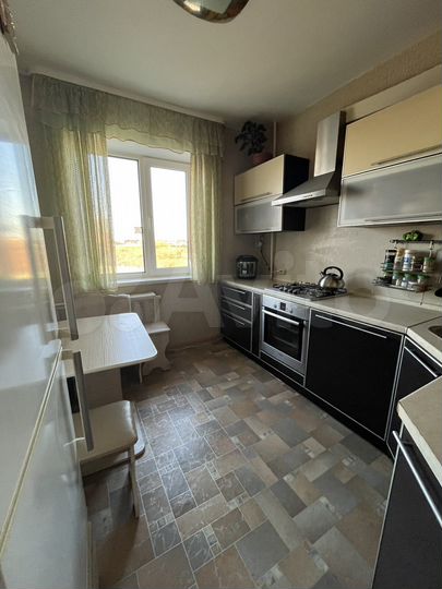 4-к. квартира, 102,8 м², 7/9 эт.