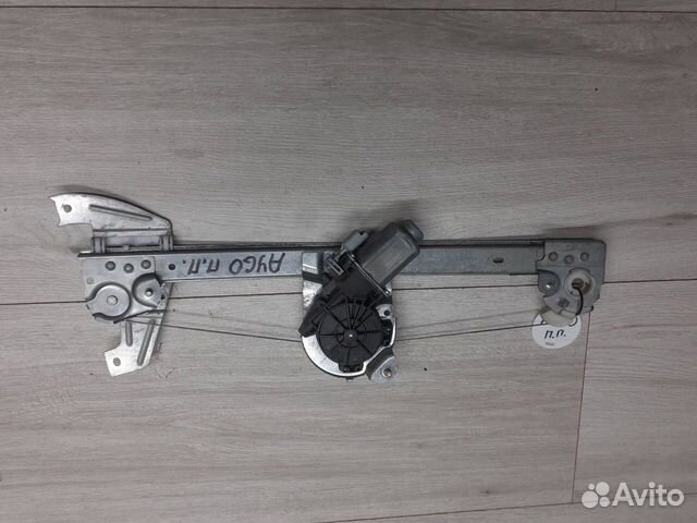 Стеклоподъемник передний правый