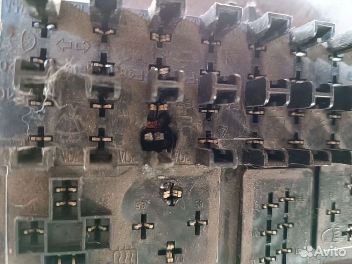 Блок предохранителей 2110