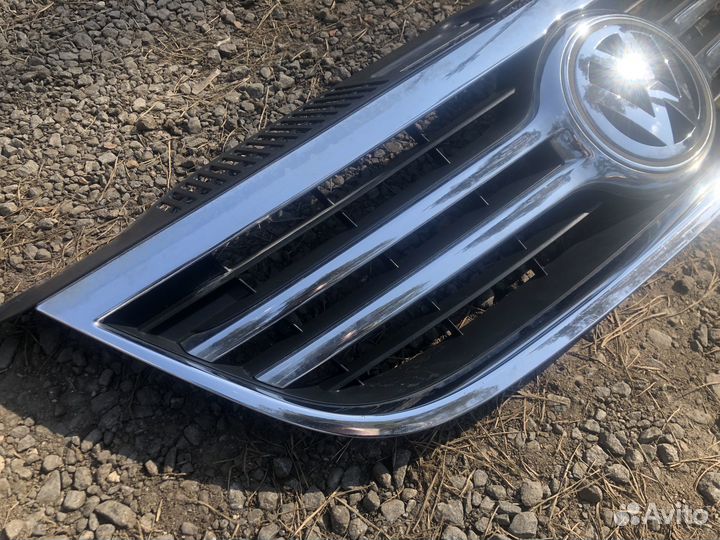 Решетка радиатора Volkswagen Tiguan 08-11