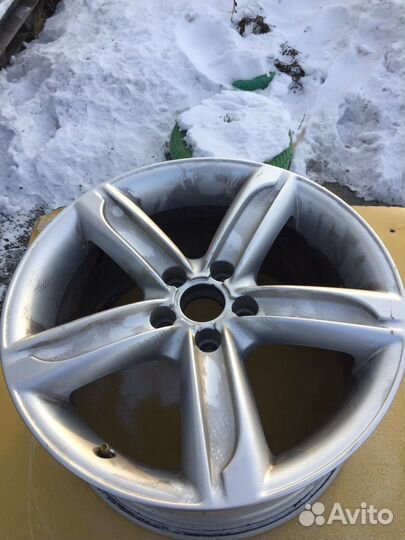 Audi TT TTS 8J0601025AT S-Line 9x18 ET52 S