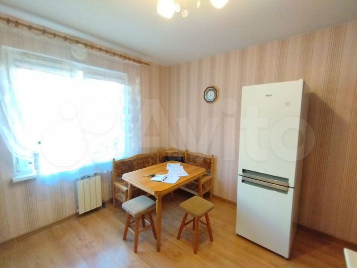 2-к. квартира, 70 м², 4/9 эт.