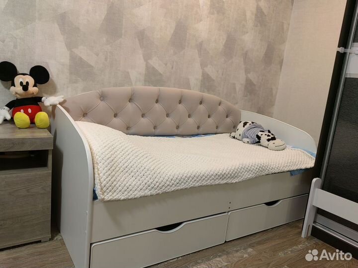 Диван-кровать в детскую новый 160/80, 190/80
