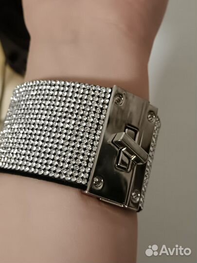 Браслет толстый со стразами