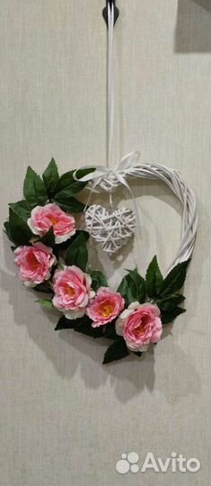 Венок декоративный