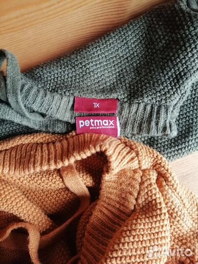 Одежда для собаки(комбинезон, свитер)