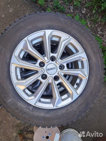 Комплект зимних колес r15