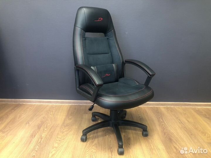 Компьютерное кресло новое