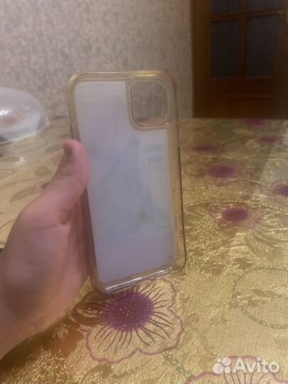 Чехол на iPhone 11