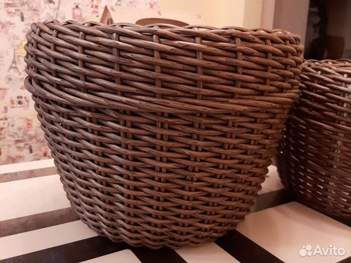 Кашпо для цветов напольное