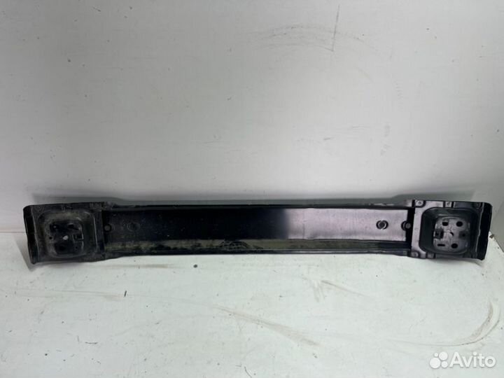 Усилитель бампера задний Toyota Camry V70/V75