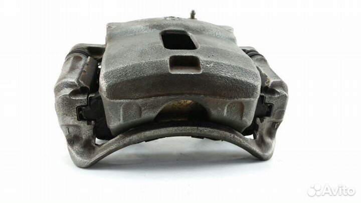 Суппорт передний правый Nissan Serena KBC23 SR20