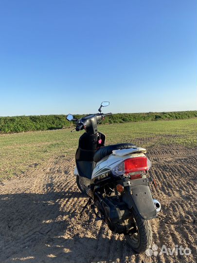 Скутер Racer Meteor