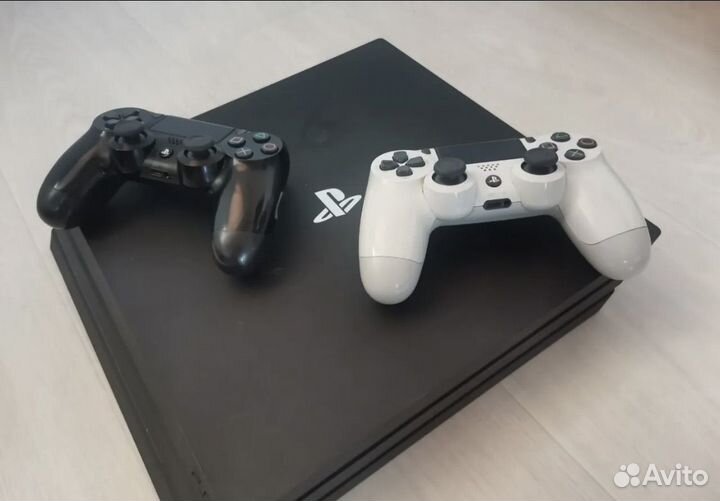 Sony PS4 pro 1tb