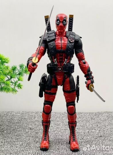 Фигурка Дэдпул / Deadpool 26 см