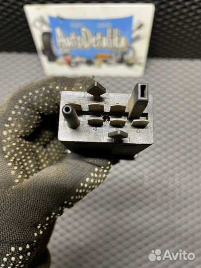 Кнопка обогрева зад. Стекла VW Passat B5