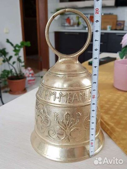 Колокол старинный большой