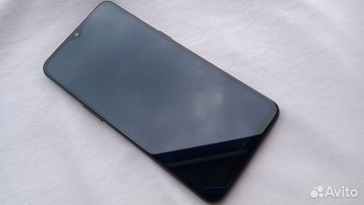 OnePlus 6T, 8/256 ГБ