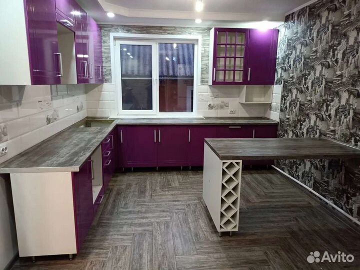 Кухонные гарнитуры и шкафы-купе на заказ