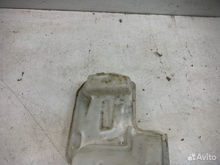 Бачок омывателя Skoda Octavia A7 2013-2017