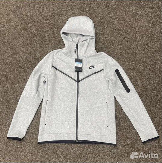 Nike Tech Fleece zip hoodie