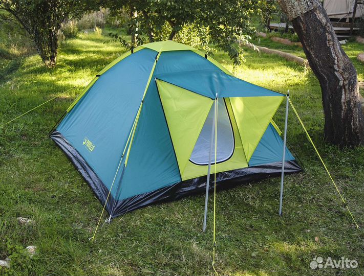 Палатка трехместная