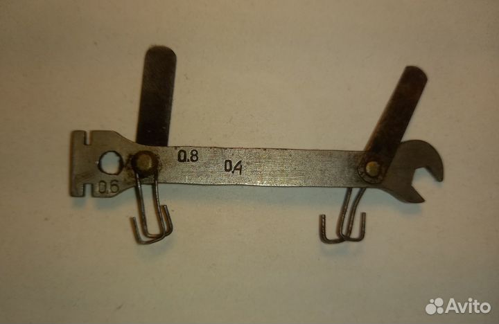 Щуп проверки зажигания и зазора свечей