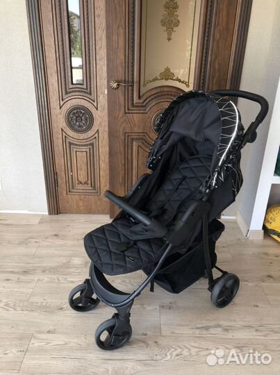 Прогулочная коляска mist McCan