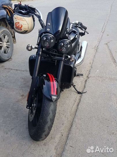 Triumph rocket 3
