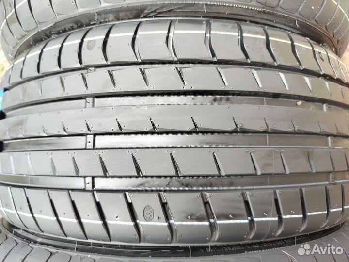 Triangle EffeXSport TH202 235/45 R17