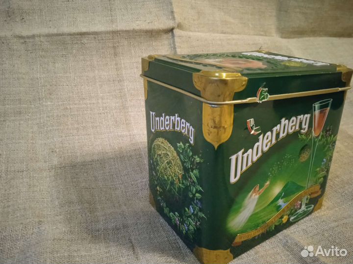 Жестяная банка из под чая