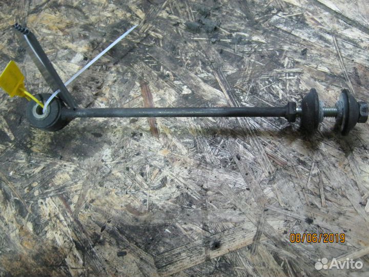 Штанга радиатора опорная TGA TGX MAN 81062250007