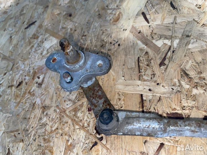 Трапеция стеклоочистителя передняя Kia Sportage 1